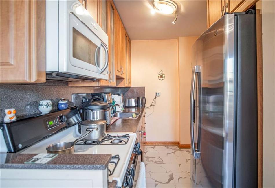 2915 5th Street, Brooklyn, New York 11224, 1 Bedroom Bedrooms, ,1 BathroomBathrooms,Residential,For Sale,5th,488467