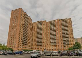 460 Neptune Avenue, Brooklyn, New York 11224, 2 Bedrooms Bedrooms, ,1 BathroomBathrooms,Residential,For Sale,Neptune,488478