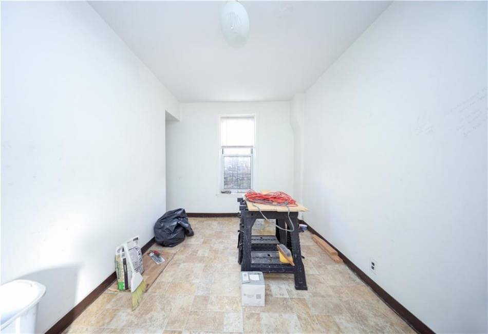 1241 60th Street, Brooklyn, New York 11219, 6 Bedrooms Bedrooms, ,4 BathroomsBathrooms,Residential,For Sale,60th,488493