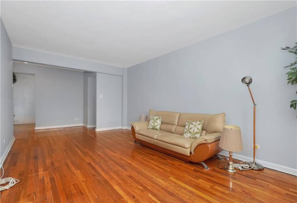 2331 Ocean Avenue, Brooklyn, New York 11229, 2 Bedrooms Bedrooms, ,1 BathroomBathrooms,Residential,For Sale,Ocean,485124