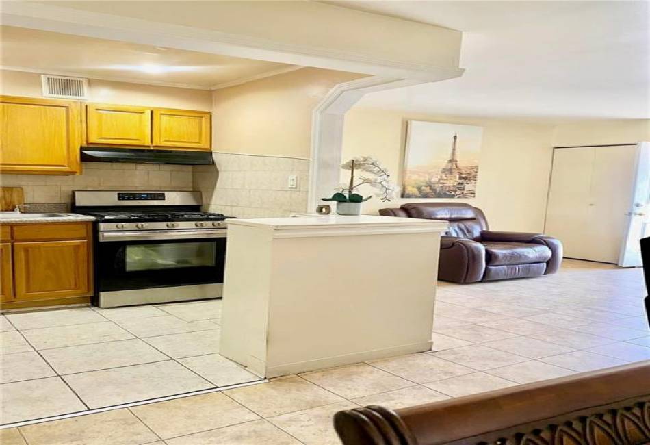 153 Hendrix Street, Brooklyn, New York 11207, 5 Bedrooms Bedrooms, ,3 BathroomsBathrooms,Residential,For Sale,Hendrix,488289