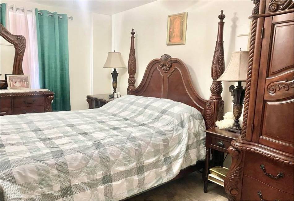 153 Hendrix Street, Brooklyn, New York 11207, 5 Bedrooms Bedrooms, ,3 BathroomsBathrooms,Residential,For Sale,Hendrix,488289
