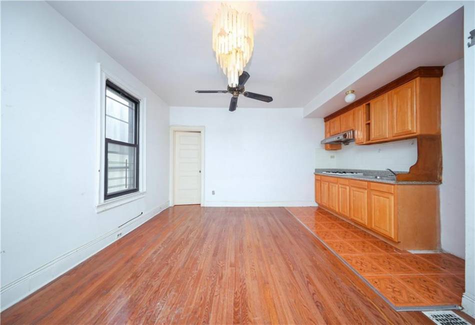 367 Grant Avenue, Brooklyn, New York 11208, 3 Bedrooms Bedrooms, ,3 BathroomsBathrooms,Residential,For Sale,Grant,488502