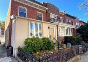 428 83rd Street, Brooklyn, New York 11209, 2 Bedrooms Bedrooms, ,1 BathroomBathrooms,Rental,For Sale,83rd,488504