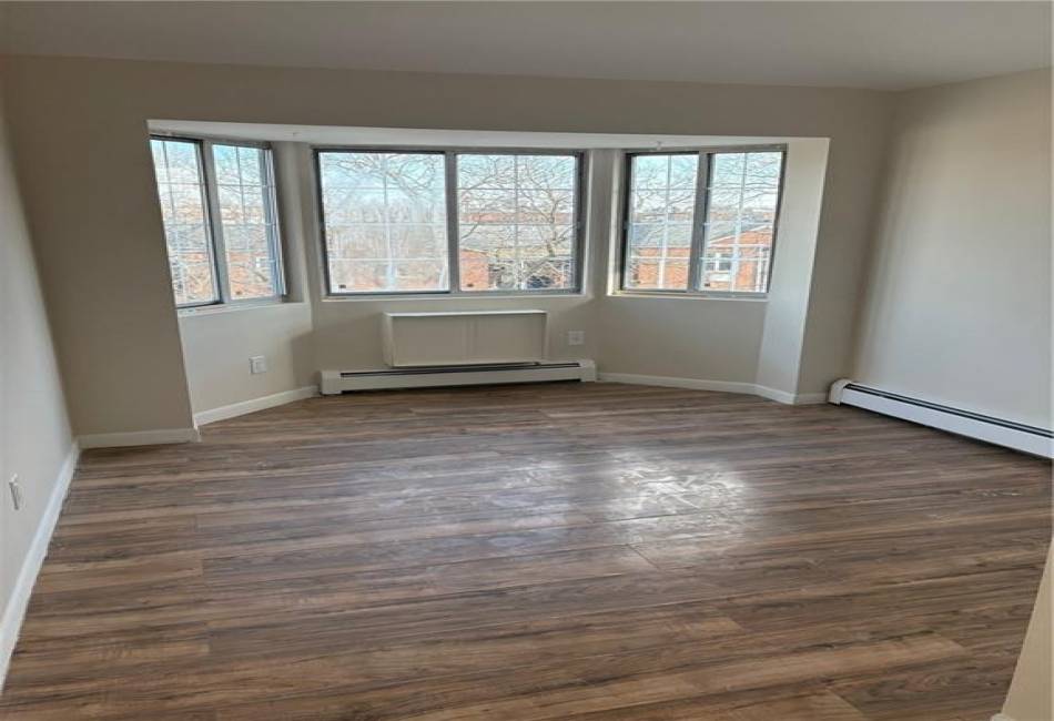 1236 82nd Street, Brooklyn, New York 11236, 3 Bedrooms Bedrooms, ,1.75 BathroomsBathrooms,Residential,For Sale,82nd,488515