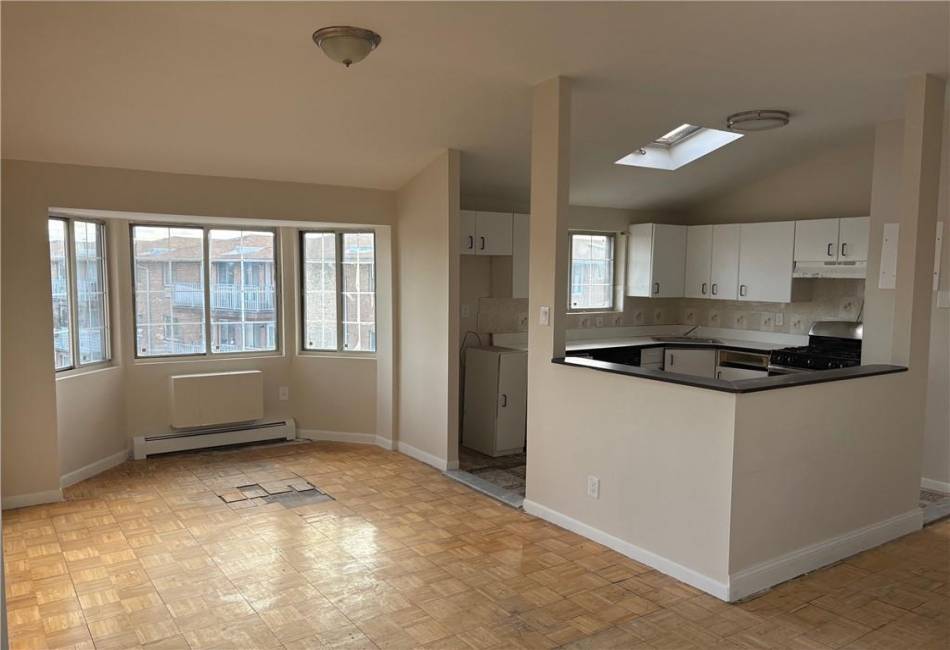 1236 82nd Street, Brooklyn, New York 11236, 3 Bedrooms Bedrooms, ,1.75 BathroomsBathrooms,Residential,For Sale,82nd,488515