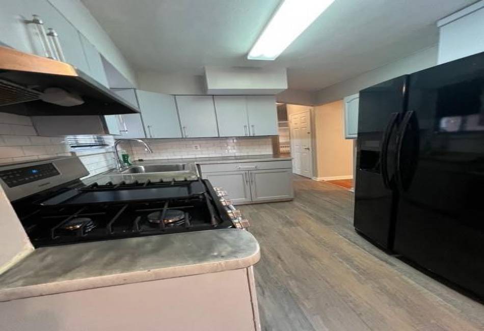 1241 98th Street, Brooklyn, New York 11236, 3 Bedrooms Bedrooms, ,3 BathroomsBathrooms,Residential,For Sale,98th,488519