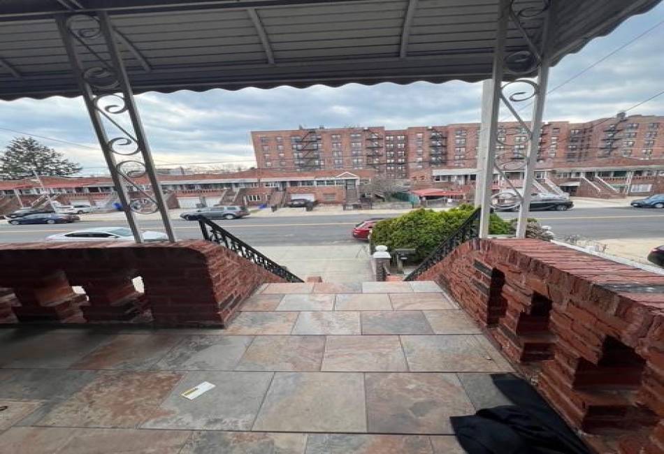 1241 98th Street, Brooklyn, New York 11236, 3 Bedrooms Bedrooms, ,3 BathroomsBathrooms,Residential,For Sale,98th,488519