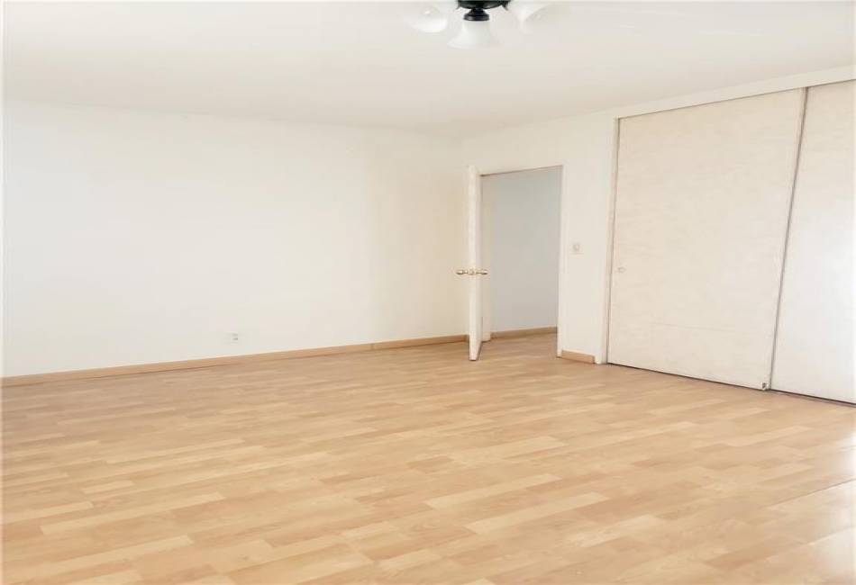 2940 5th Street, Brooklyn, New York 11224, 1 Bedroom Bedrooms, ,1 BathroomBathrooms,Residential,For Sale,5th,488520