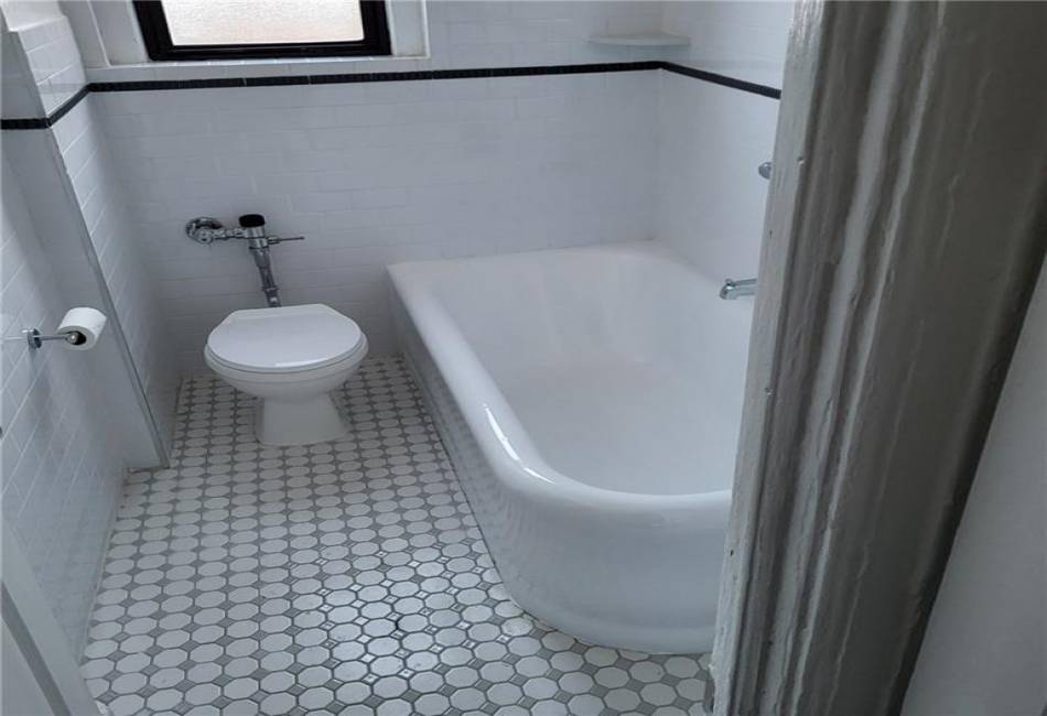 80 Winthrop Street, Brooklyn, New York 11225, 1 Bedroom Bedrooms, ,1 BathroomBathrooms,Residential,For Sale,Winthrop,488529