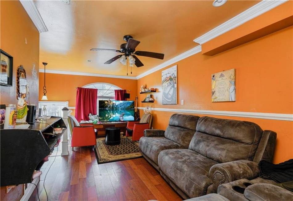 17 Maxie Court, Staten Island, New York 10304, ,4 BathroomsBathrooms,Residential,For Sale,Maxie,488530