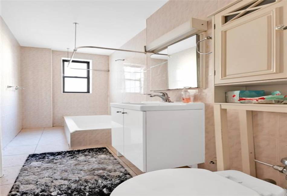 2950 Ocean Avenue, Brooklyn, New York 11235, 1 Bedroom Bedrooms, ,1 BathroomBathrooms,Residential,For Sale,Ocean,488482