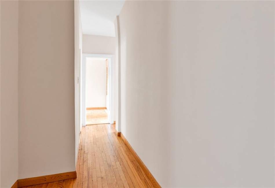 2950 Ocean Avenue, Brooklyn, New York 11235, 1 Bedroom Bedrooms, ,1 BathroomBathrooms,Residential,For Sale,Ocean,488482