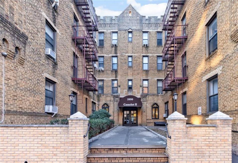 2950 Ocean Avenue, Brooklyn, New York 11235, 1 Bedroom Bedrooms, ,1 BathroomBathrooms,Residential,For Sale,Ocean,488482