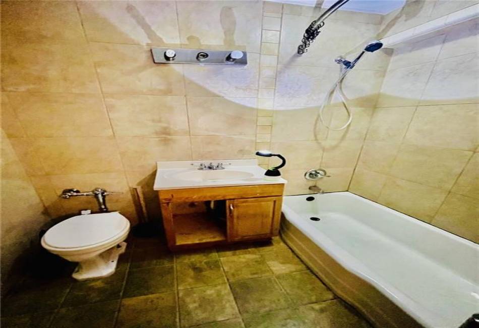 2330 Voorhies Avenue, Brooklyn, New York 11235, ,1 BathroomBathrooms,Residential,For Sale,Voorhies,488566