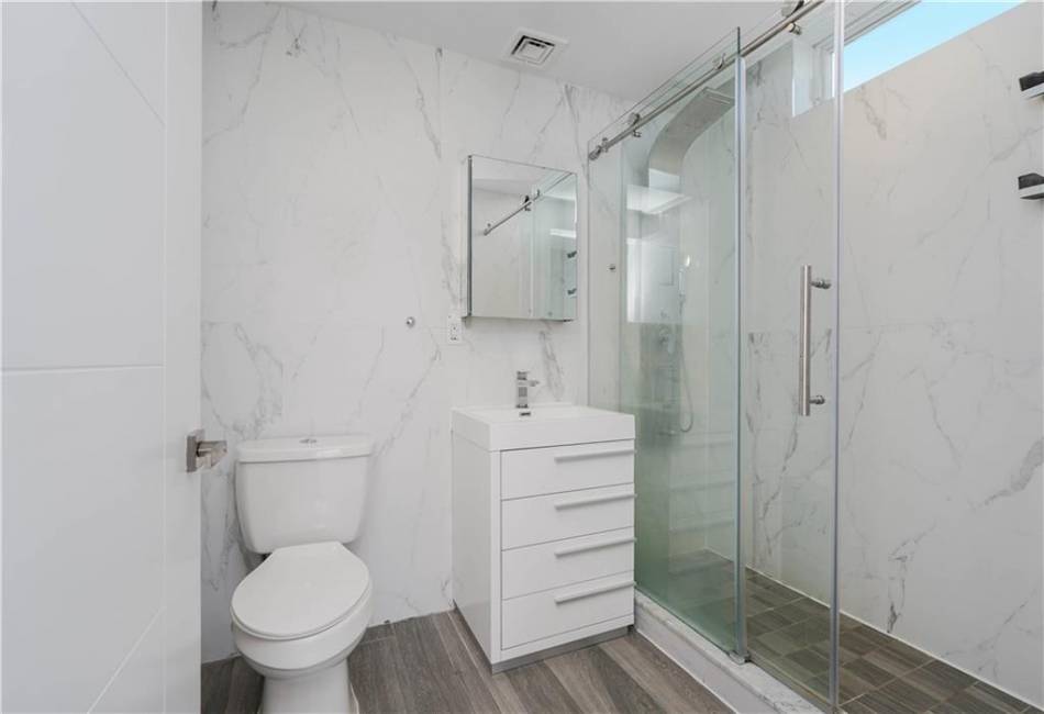 2442 Ocean Avenue, Brooklyn, New York 11229, 1 Bedroom Bedrooms, ,1 BathroomBathrooms,Rental,For Sale,Ocean,488590