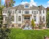 96 Circle Road, Staten Island, New York 10304, 9 Bedrooms Bedrooms, ,9 BathroomsBathrooms,Residential,For Sale,Circle,488591