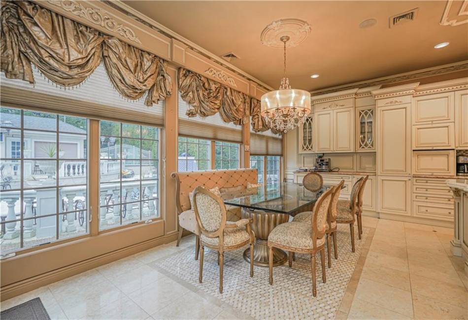51 Romer Road, Staten Island, New York 10304, 5 Bedrooms Bedrooms, ,8 BathroomsBathrooms,Residential,For Sale,Romer,488592