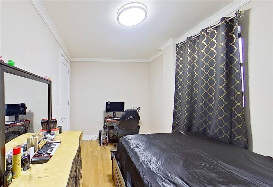 918 14th Street, Brooklyn, New York 11230, 2 Bedrooms Bedrooms, ,1 BathroomBathrooms,Residential,For Sale,14th,488599