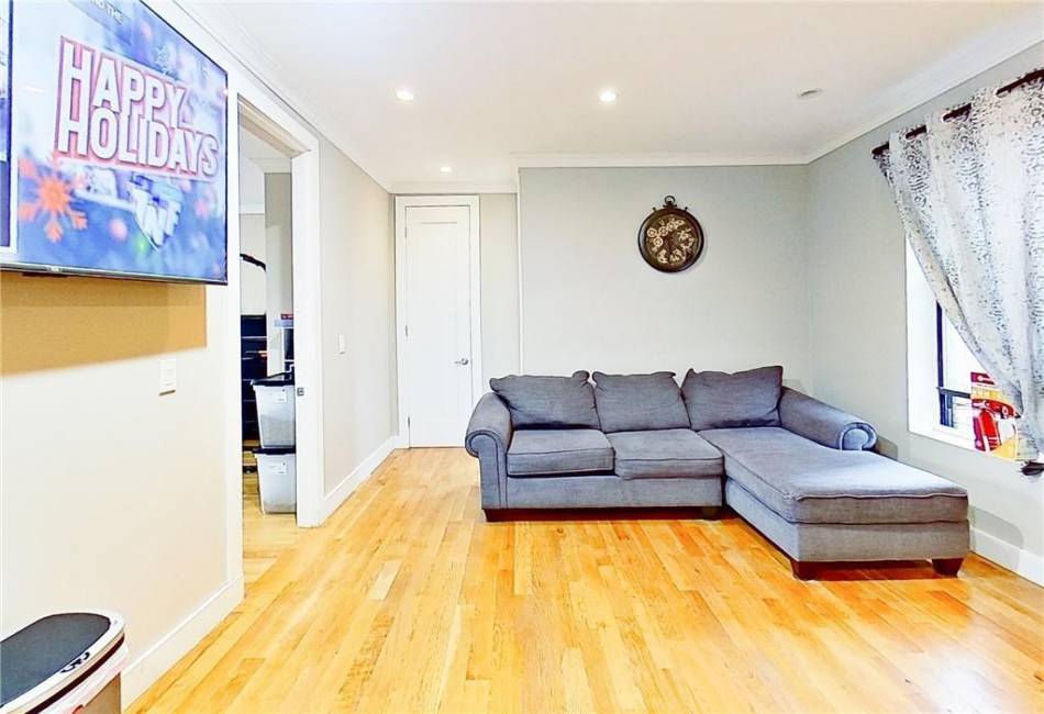 918 14th Street, Brooklyn, New York 11230, 2 Bedrooms Bedrooms, ,1 BathroomBathrooms,Residential,For Sale,14th,488599