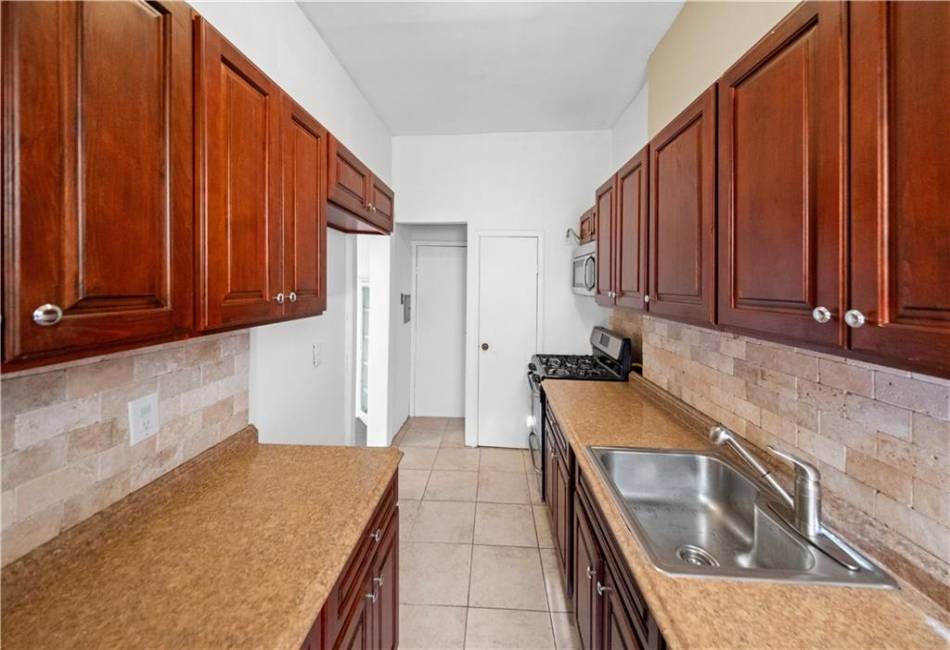 968 St. Johns Place, Brooklyn, New York 11213, ,Residential,For Sale,St. Johns,488518