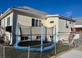 26 Ira Court, Brooklyn, New York 11229, 4 Bedrooms Bedrooms, ,2 BathroomsBathrooms,Residential,For Sale,Ira,488484