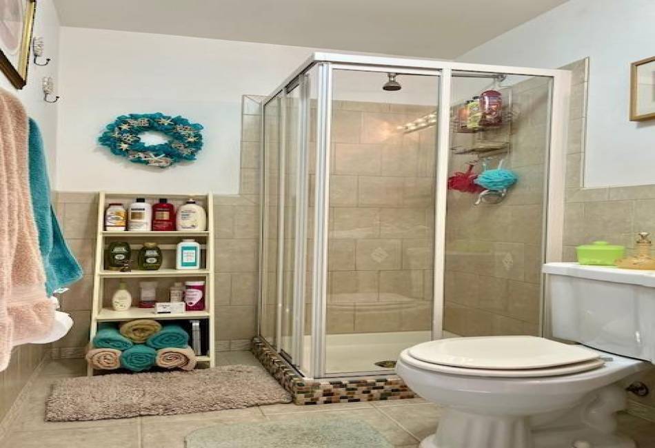 26 Ira Court, Brooklyn, New York 11229, 4 Bedrooms Bedrooms, ,2 BathroomsBathrooms,Residential,For Sale,Ira,488484