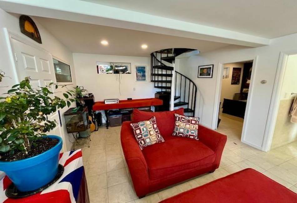 26 Ira Court, Brooklyn, New York 11229, 4 Bedrooms Bedrooms, ,2 BathroomsBathrooms,Residential,For Sale,Ira,488484