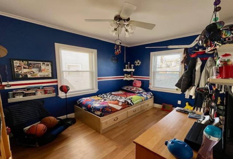 26 Ira Court, Brooklyn, New York 11229, 4 Bedrooms Bedrooms, ,2 BathroomsBathrooms,Residential,For Sale,Ira,488484