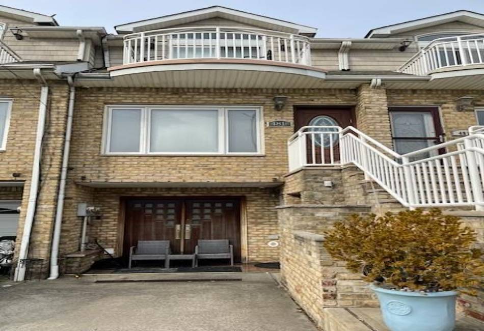 481B Father Capodanno Boulevard, Staten Island, New York 10305, 4 Bedrooms Bedrooms, ,4 BathroomsBathrooms,Residential,For Sale,Father Capodanno,488629