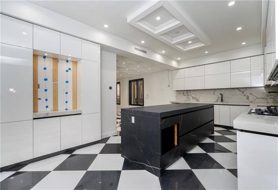 86 Whitman Drive, Brooklyn, New York 11234, 5 Bedrooms Bedrooms, ,3 BathroomsBathrooms,Residential,For Sale,Whitman,488602