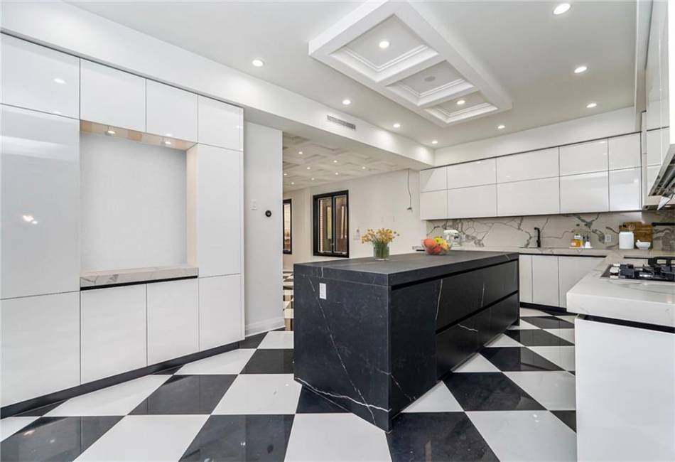 86 Whitman Drive, Brooklyn, New York 11234, 5 Bedrooms Bedrooms, ,3 BathroomsBathrooms,Residential,For Sale,Whitman,488602