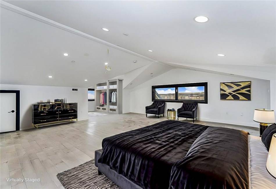 86 Whitman Drive, Brooklyn, New York 11234, 5 Bedrooms Bedrooms, ,3 BathroomsBathrooms,Residential,For Sale,Whitman,488602