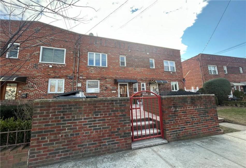 2531 63rd Street, Brooklyn, New York 11234, 3 Bedrooms Bedrooms, ,3 BathroomsBathrooms,Residential,For Sale,63rd,488637