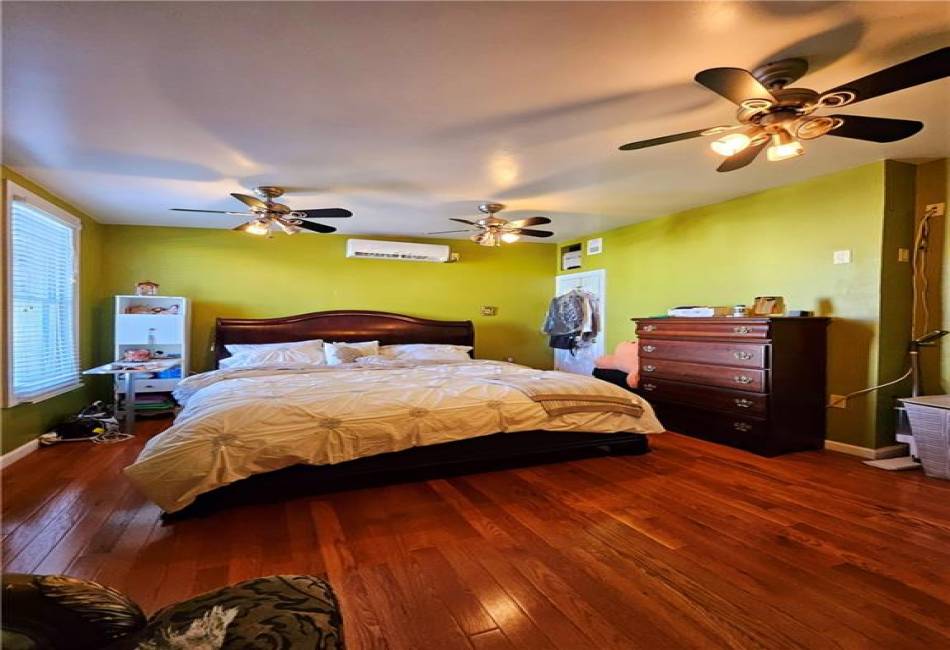 849 73rd Street, Brooklyn, New York 11228, 5 Bedrooms Bedrooms, ,3 BathroomsBathrooms,Residential,For Sale,73rd,488640