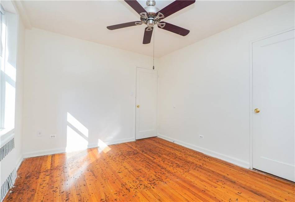 2685 7th Street, Brooklyn, New York 11235, 1 Bedroom Bedrooms, ,1 BathroomBathrooms,Residential,For Sale,7th,488661