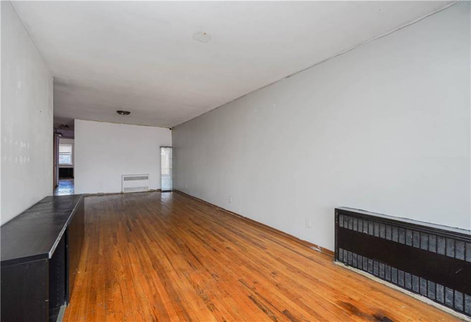 2490 65th Street, Brooklyn, New York 11204, 8 Bedrooms Bedrooms, ,5 BathroomsBathrooms,Residential,For Sale,65th,488678