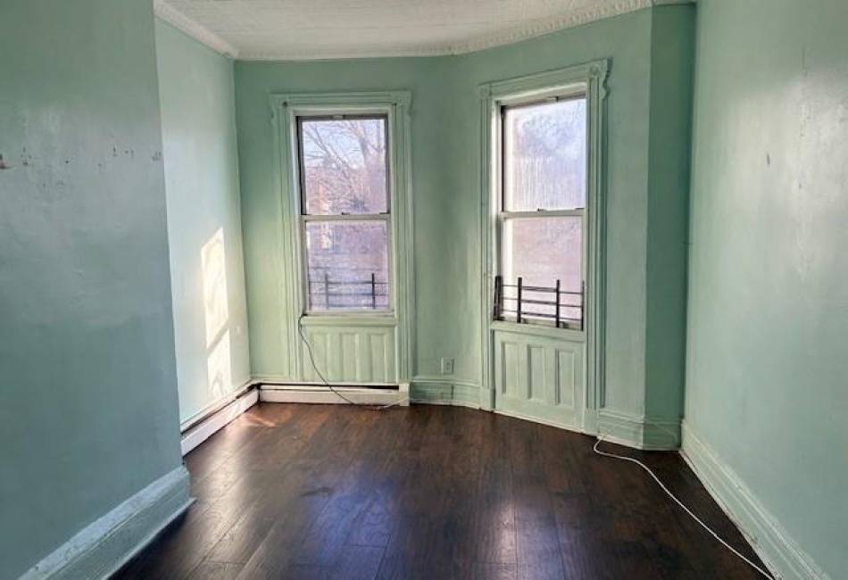 17-45 Grove Street, Ridgewood, New York 11385, ,3 BathroomsBathrooms,Residential,For Sale,Grove,488680