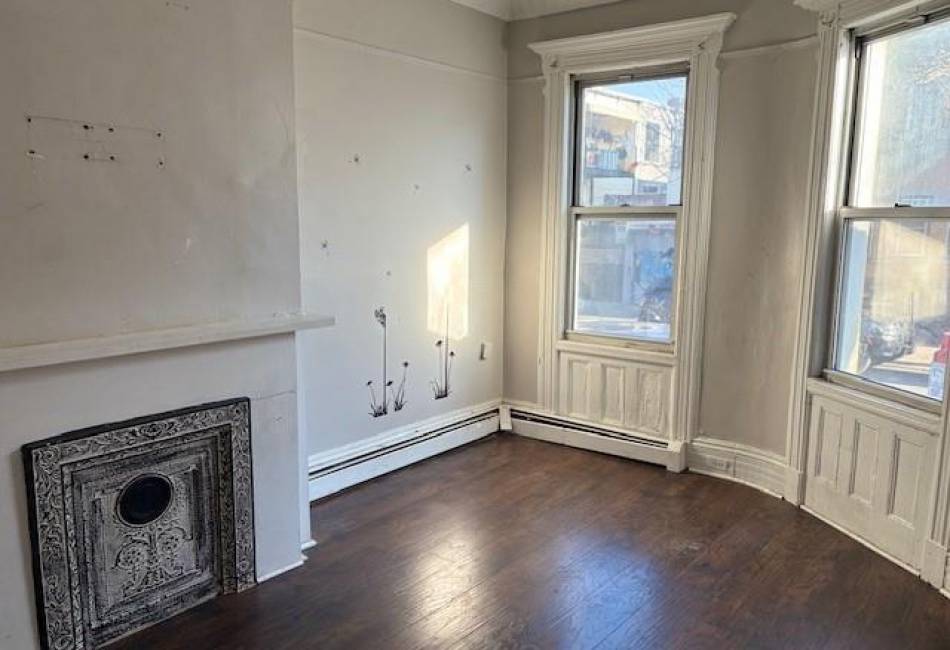 17-45 Grove Street, Ridgewood, New York 11385, ,3 BathroomsBathrooms,Residential,For Sale,Grove,488680