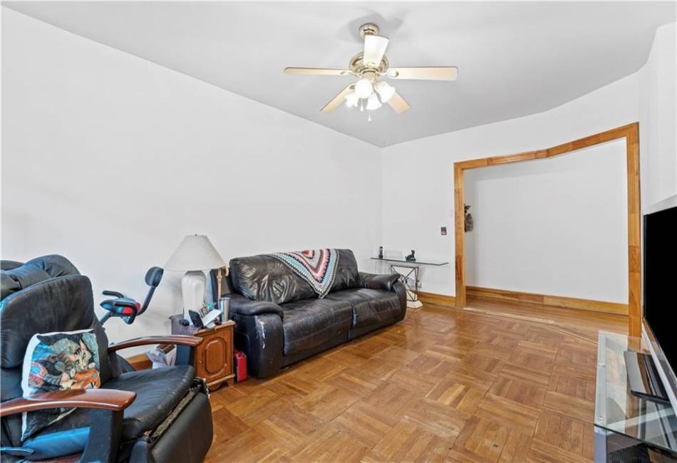 6735 Ridge Boulevard, Brooklyn, New York 11220, 2 Bedrooms Bedrooms, ,1 BathroomBathrooms,Residential,For Sale,Ridge,488655