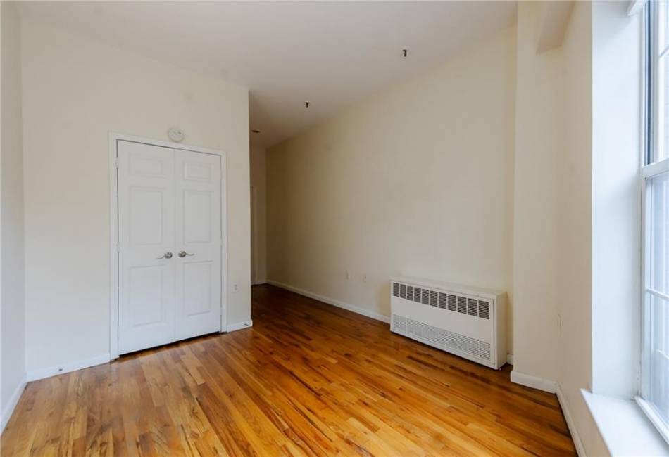 579 Washington Avenue, Brooklyn, New York 11238, 3 Bedrooms Bedrooms, ,2 BathroomsBathrooms,Residential,For Sale,Washington,488702