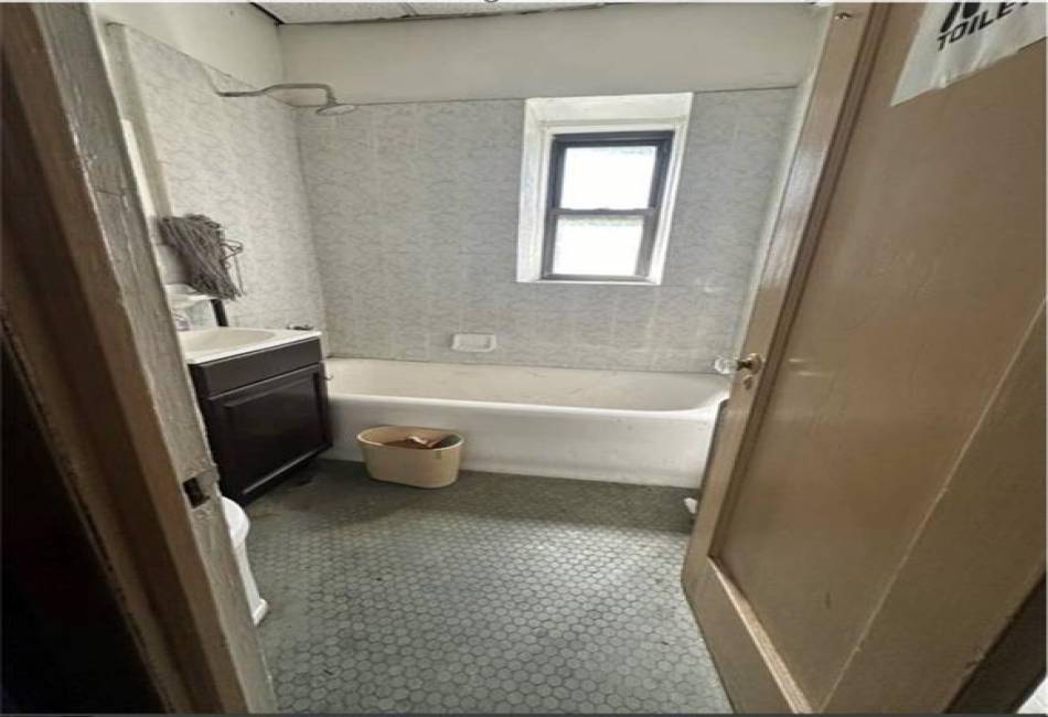 185 Marine Avenue, Brooklyn, New York 11209, ,Rental,For Sale,Marine,488704