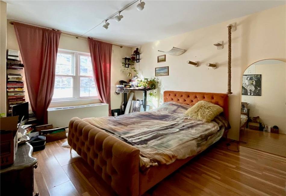 100 Oceana Drive, Brooklyn, New York 11235, 2 Bedrooms Bedrooms, ,2 BathroomsBathrooms,Residential,For Sale,Oceana,488617