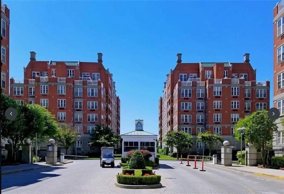 100 Oceana Drive, Brooklyn, New York 11235, 2 Bedrooms Bedrooms, ,2 BathroomsBathrooms,Residential,For Sale,Oceana,488617