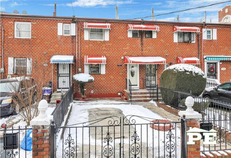 772 Mother Gaston Boulevard, Brooklyn, New York 11212, 2 Bedrooms Bedrooms, ,1.5 BathroomsBathrooms,Residential,For Sale,Mother Gaston,488745