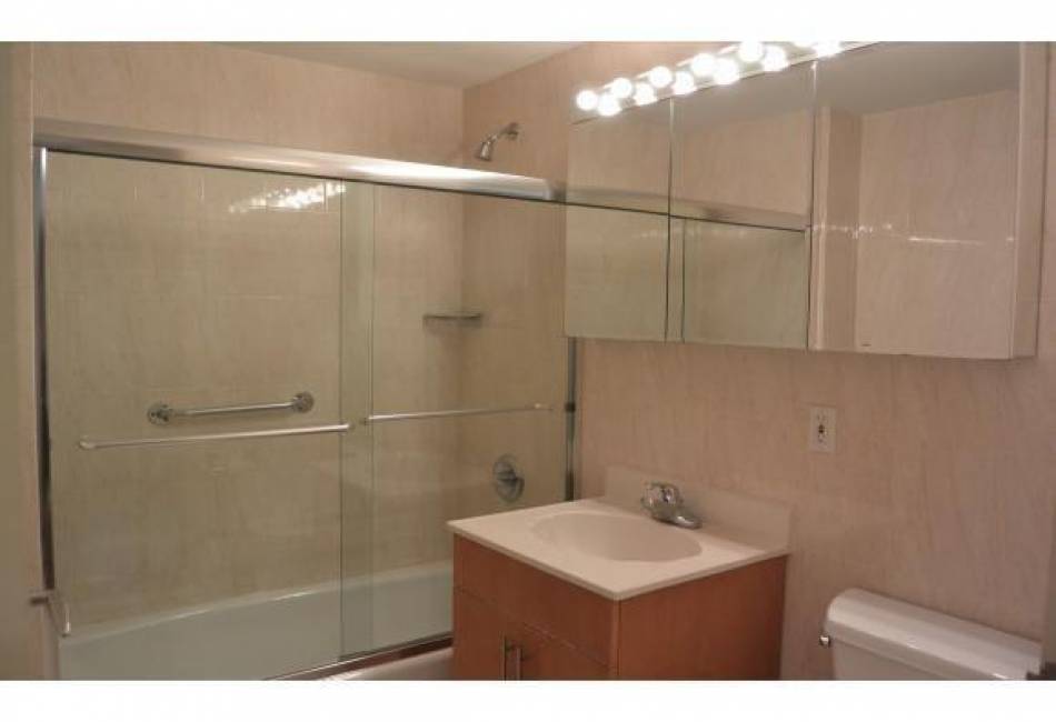 863 50th Street, Brooklyn, New York 11220, 2 Bedrooms Bedrooms, ,2 BathroomsBathrooms,Residential,For Sale,50th,488756