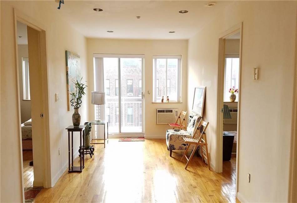 863 50th Street, Brooklyn, New York 11220, 2 Bedrooms Bedrooms, ,2 BathroomsBathrooms,Residential,For Sale,50th,488756