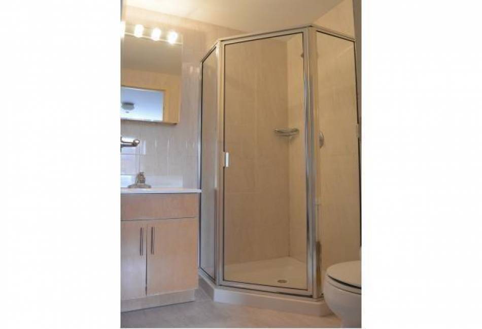 863 50th Street, Brooklyn, New York 11220, 2 Bedrooms Bedrooms, ,2 BathroomsBathrooms,Residential,For Sale,50th,488756