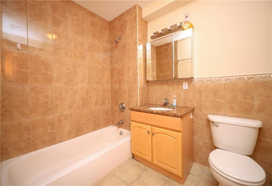 2818 West 17th Street, Brooklyn, New York 11225, 2 Bedrooms Bedrooms, ,2 BathroomsBathrooms,Residential,For Sale,West 17th,488762