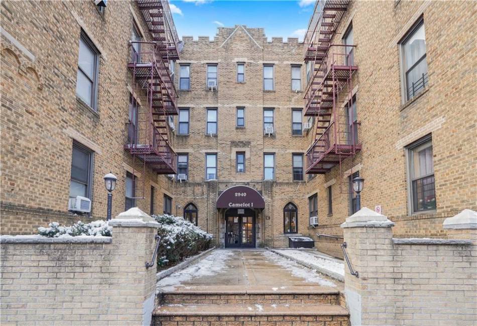 2940 Ocean Avenue, Brooklyn, New York 11235, 1 Bedroom Bedrooms, ,1 BathroomBathrooms,Residential,For Sale,Ocean,488781